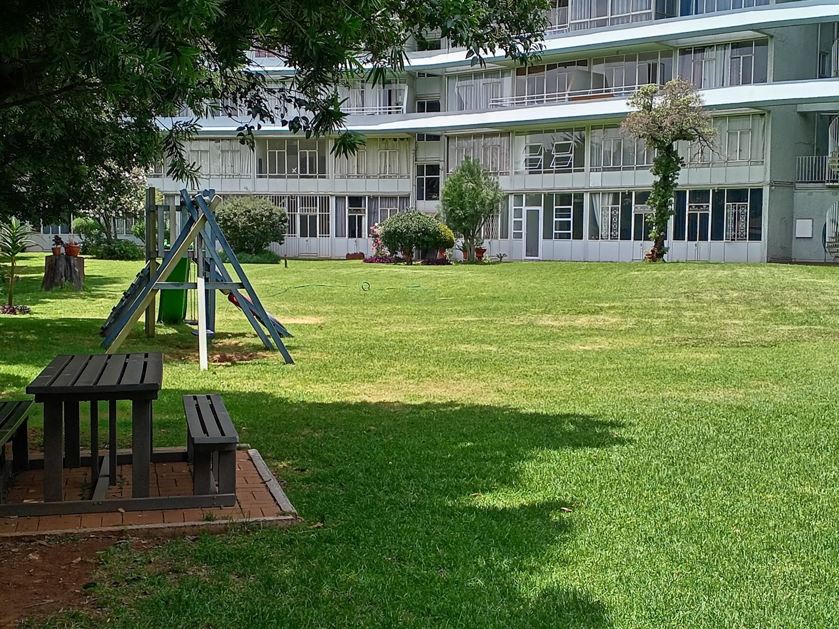 Garden-Facing Apartment — Garden Unit