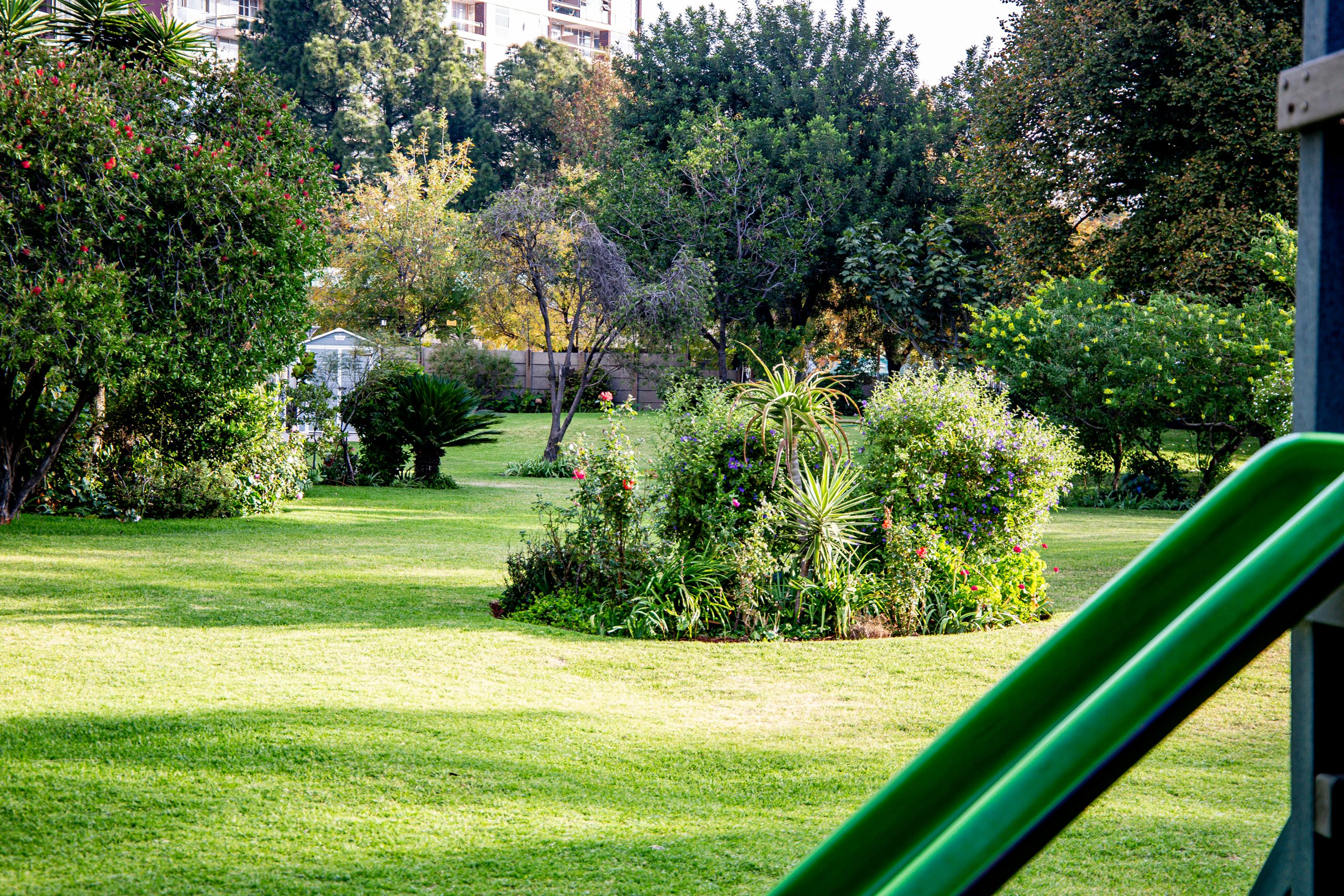 Lake Club garden
